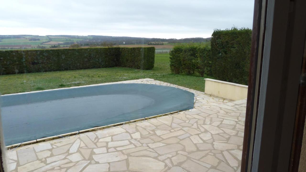 Maison De Vacances Pour 6 Personnes Avec Piscine Lainsecq Buitenkant foto