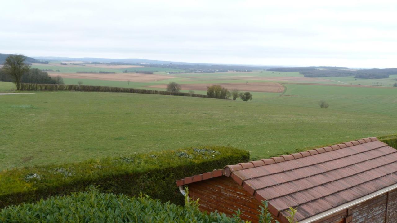 Maison De Vacances Pour 6 Personnes Avec Piscine Lainsecq Buitenkant foto